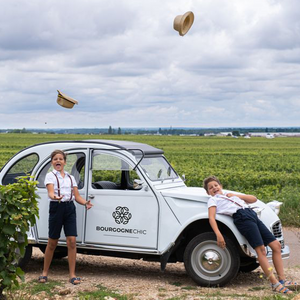 Coffret cadeau escapade en 2CV et découverte d'Alésia – voyage entre nature, histoire et liberté