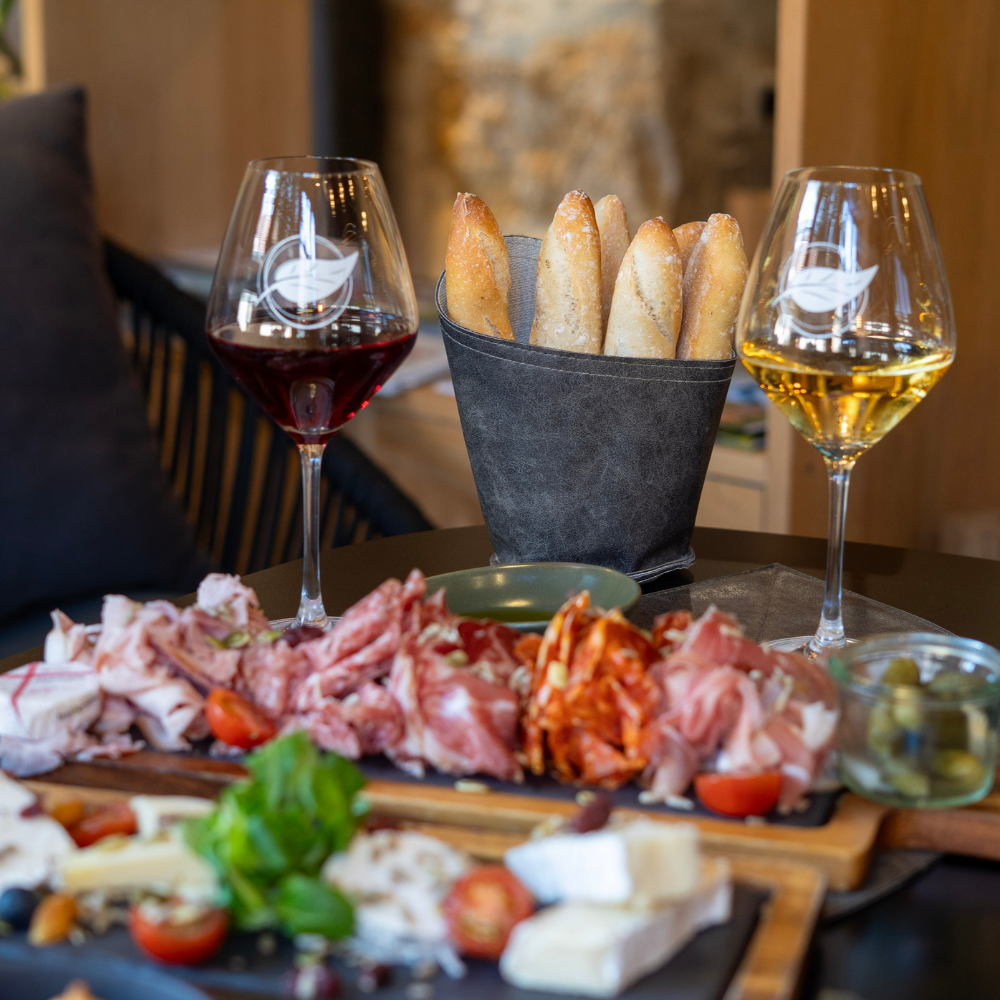 Coffret Cadeau Citroën MÉHARI • Escapade libre en duo + Déjeuner au Bistrot des Prés Verts • 1 Journée