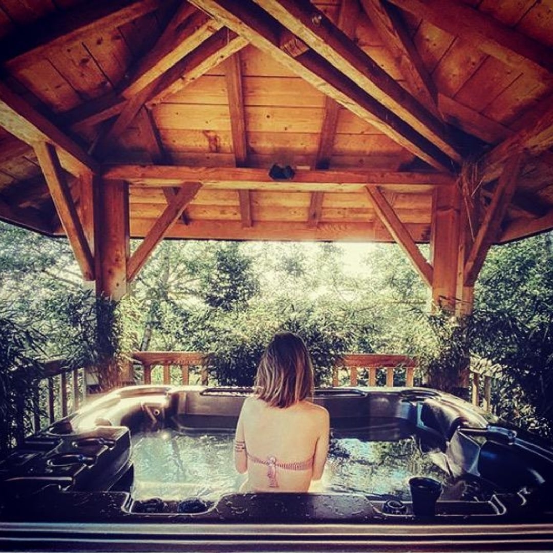 [1 NACHT] Luxuszimmer IHRER WAHL • Privater Jacuzzi®